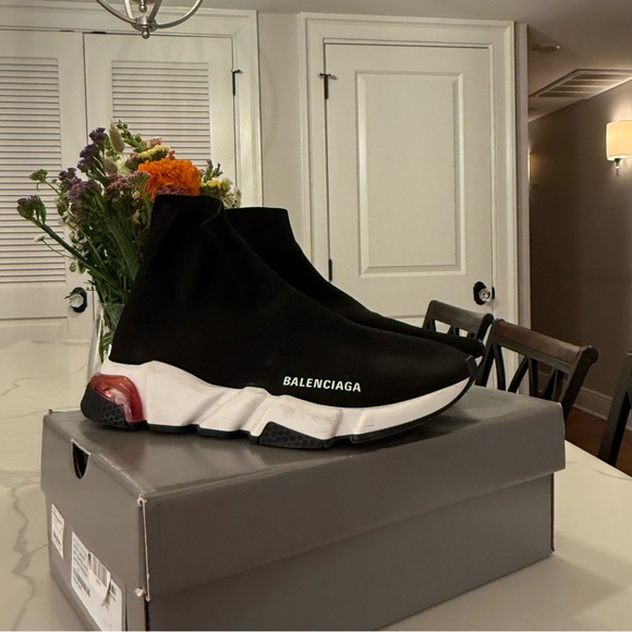 Balenciaga Black and White Sock Sneakers - Picture 4 of 4